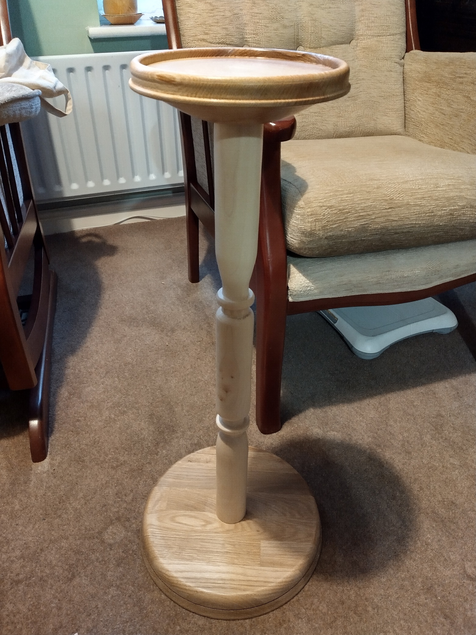 Cup stand